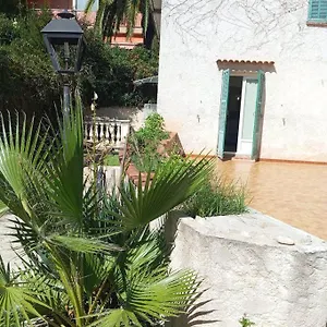 studio-dans-une-maison-de-14m.fr-provencehotel.com/
